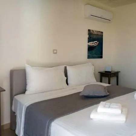 Villa The Three-bedroom With A Private Pool And A View Of The Ionian Sea Kastro-Kyllini