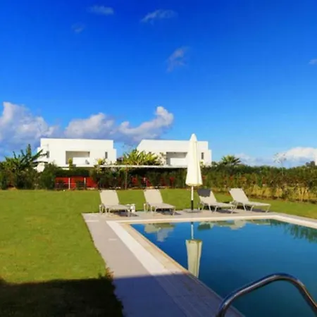 Vila The Three-bedroom With A Private Pool And A View Of The Ionian Sea Kastro-Kyllini